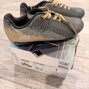 DSG Boys Size 1 Soccer Cleats - New